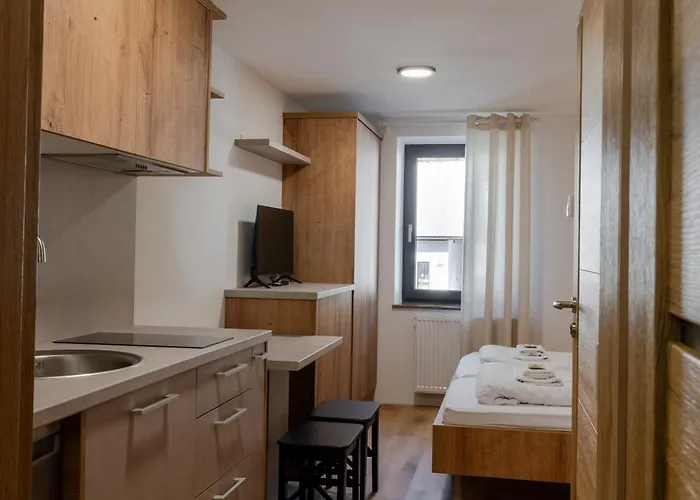 Hisa S'tje Krvavec 公寓 *